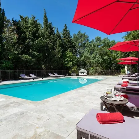 Holiday home Gites Domaine Des Machottes Grans