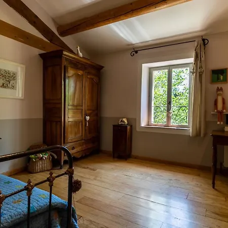 Holiday home Gites Domaine Des Machottes